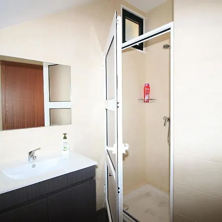 Ferienwohnung Fuer 2 Personen Ca 70 Qm In Cmara De Lobos, Madeira Suedkueste Von Madeira Camara de Lobos