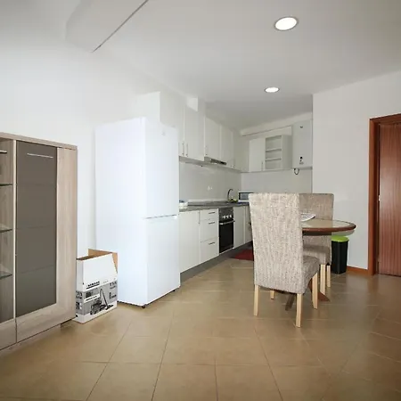 Ferienwohnung Fuer 2 Personen Ca 70 Qm In Cmara De Lobos, Madeira Suedkueste Von Madeira Apartment *