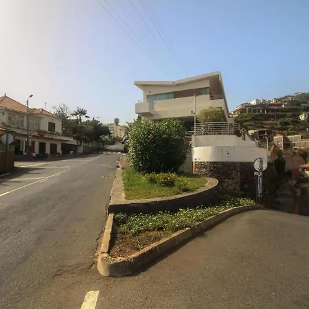 Ferienwohnung Fuer 2 Personen Ca 70 Qm In Cmara De Lobos, Madeira Suedkueste Von Madeira *